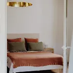 Domaine De Millon Guest house 3*