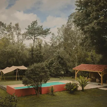 Domaine De Millon ゲストハウス