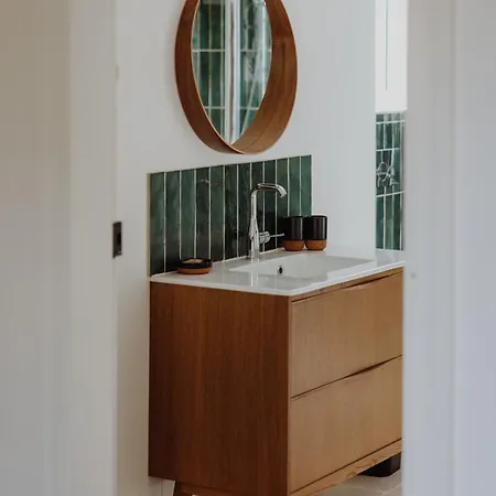 ゲストハウス Domaine De Millon 3*